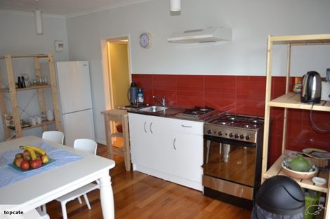 Photo of property in 24 Opou Road, Titirangi, Auckland, 0604