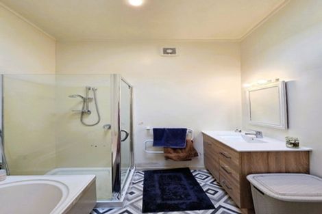 Photo of property in 2/570 High Street, Boulcott, Lower Hutt, 5010