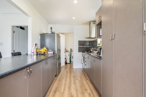 Photo of property in 12 Mexted Crescent, Ranui, Porirua, 5024