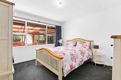 Photo of property in 1035 Kairakau Road, Kairakau, Havelock North, 4295