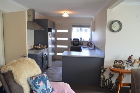 Photo of property in 19 Balmoral Street, Oamaru North, Oamaru, 9400