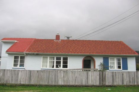 Photo of property in 33 Elizabeth Street, Moera, Lower Hutt, 5010