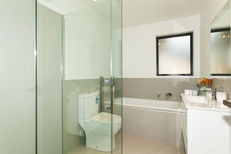 Photo of property in 62 Matua Road, Huapai, Kumeu, 0810