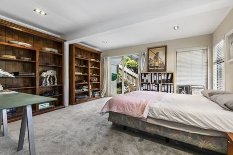 Photo of property in 2/24 Colonial Road, Birkenhead, Auckland, 0626