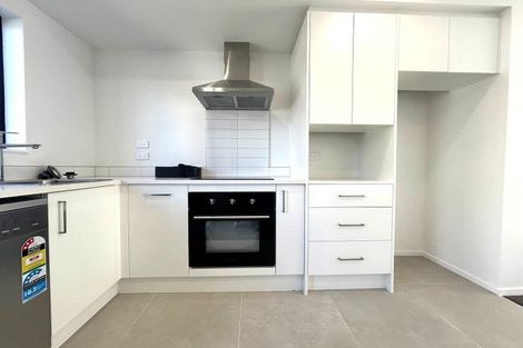 Photo of property in 4 Raupeti Lane, Henderson, Auckland, 0612