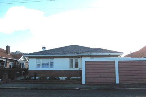 Photo of property in 19 Coughtrey Street, Saint Clair, Dunedin, 9012