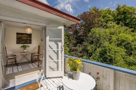 Photo of property in 8 Purau Avenue, Diamond Harbour, 8972