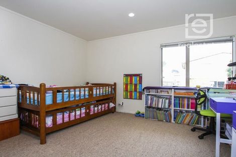 Photo of property in 6 Gina Avenue, Ranui, Auckland, 0612