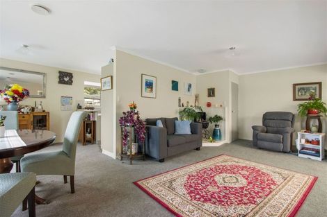 Photo of property in 6 Fencourt Crescent, Katikati, 3129