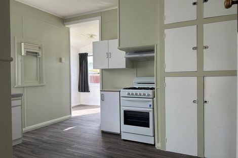 Photo of property in 12 Ellesmere Avenue, Miramar, Wellington, 6022