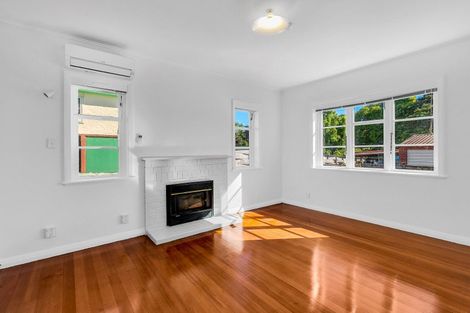 Photo of property in 63 Kiwi Road, Point Chevalier, Auckland, 1022