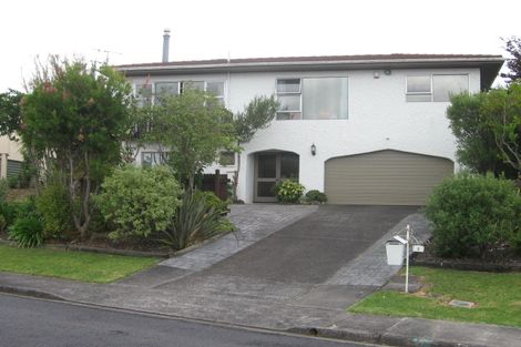 Photo of property in 5 Kaihu Street, Northcote, Auckland, 0627