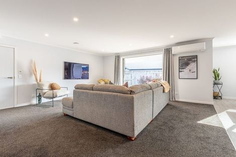 Photo of property in 30 Freedom Drive, Kelvin Grove, Palmerston North, 4414