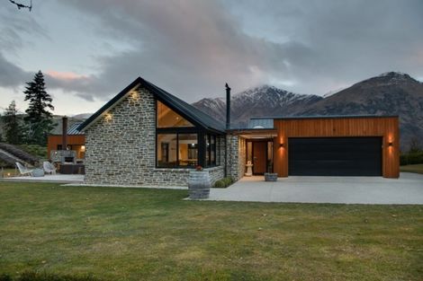 Photo of property in 14 Ellen Johnson Terrace, Lake Hayes, Queenstown, 9371