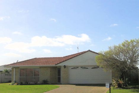 Photo of property in 57 Sandhurst Drive, Papamoa Beach, Papamoa, 3118