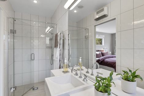 Photo of property in 56 Governors Bay Road, Cass Bay, Lyttelton, 8971