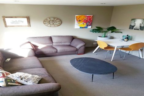 Photo of property in 212a Grahams Road, Burnside, Christchurch, 8053