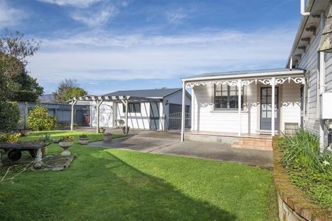 Photo of property in 204 Bartholomew Road, Levin, 5510