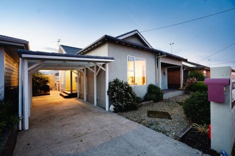 Photo of property in 4 De Carle Street, Saint Kilda, Dunedin, 9012