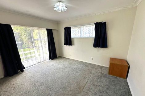 Photo of property in 4 Takapu Street, Henderson, Auckland, 0612
