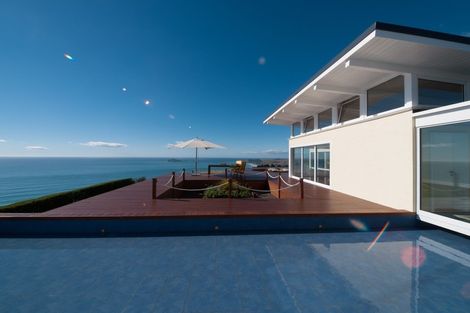 Photo of property in 65 Timoti Road, Waimarama, Havelock North, 4294