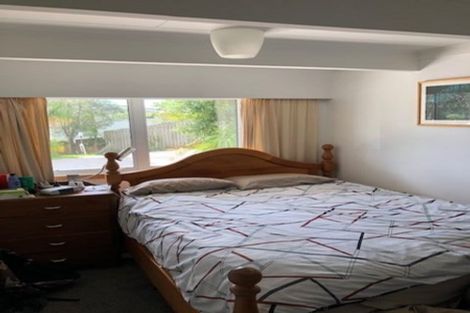 Photo of property in 2/14 Gerwyn Place, Pakuranga Heights, Auckland, 2010