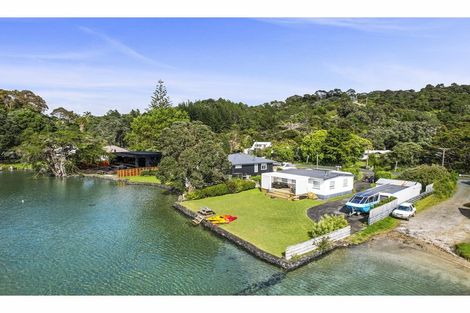 Photo of property in 397 Leigh Road, Whangateau, Warkworth, 0985