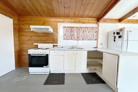 Photo of property in 59 Longburn Road, Henderson, Auckland, 0610