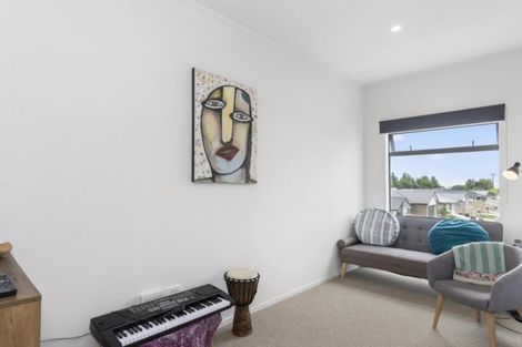 Photo of property in 31 Reynolds Place, Papamoa Beach, Papamoa, 3118