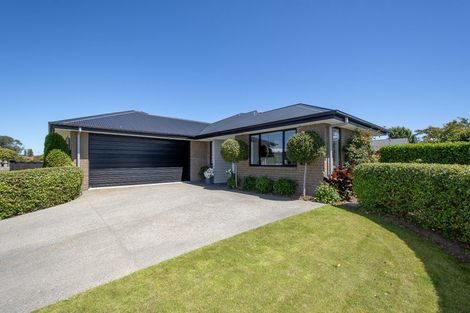 Photo of property in 29 Whakatipu Street, Pegasus, 7612
