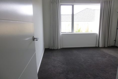 Photo of property in 1 Springside Court, Huntington, Hamilton, 3210