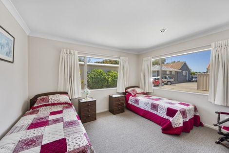Photo of property in 19a Hammond Road, Taradale, Napier, 4112