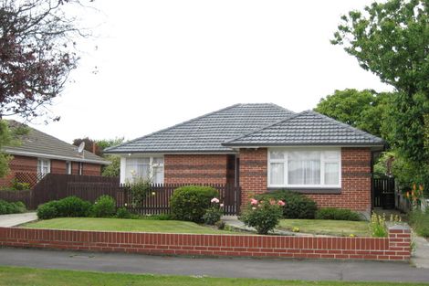 Photo of property in 30 Charlcott Street, Burnside, Christchurch, 8053