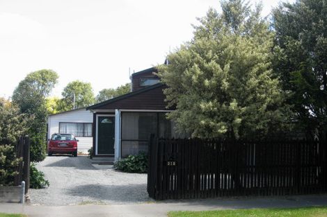 Photo of property in 215 Harewood Road, Bishopdale, Christchurch, 8053