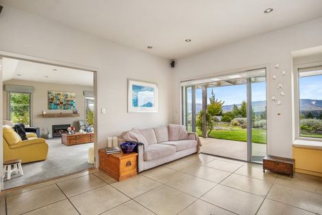 Photo of property in 10 Old Golf Course Road, Bridge Hill, Alexandra, 9320