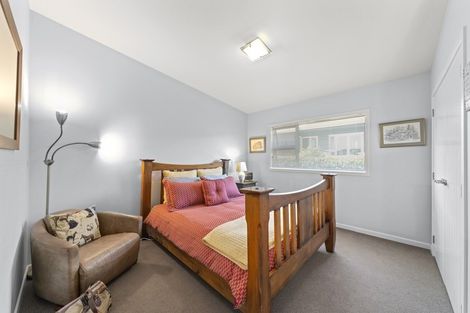 Photo of property in 2 Seagers Close, Kinloch, Taupo, 3377