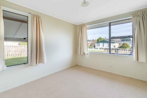 Photo of property in 11 Farrar Street, Heidelberg, Invercargill, 9812