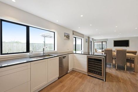 Photo of property in 20 Shastri Terrace, Khandallah, Wellington, 6035