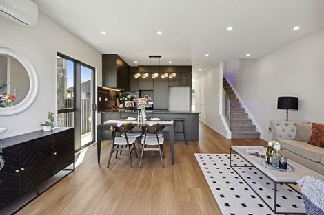 Photo of property in 9a Kotiu Place, Massey, Auckland, 0614