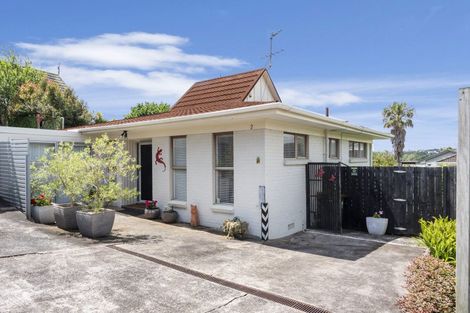 Photo of property in 2/188 Clovelly Road, Bucklands Beach, Auckland, 2012