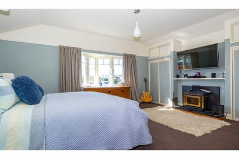 Photo of property in 4 Seaview Terrace, Bluff Hill, Napier, 4110