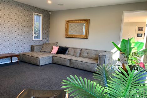 Photo of property in 148 Holly Road, St Albans, Christchurch, 8014