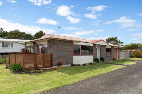 Photo of property in 1/122 Kenny Street, Waihi, 3610