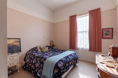 Photo of property in 12 Grant Street, Dannevirke, 4930