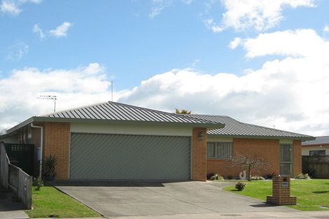 Photo of property in 9 Edgewater Grove, Whakatane, 3120