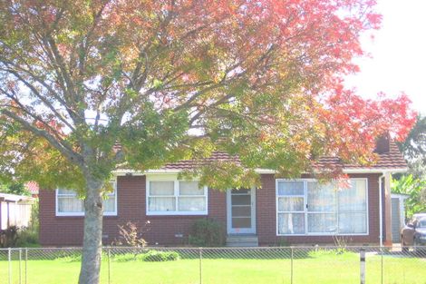 Photo of property in 105 Henderson Valley Road, Henderson, Auckland, 0612