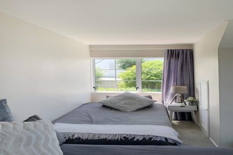 Photo of property in 83 Luckens Road, West Harbour, Auckland, 0618