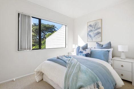 Photo of property in 2/100a Verran Road, Birkdale, Auckland, 0626