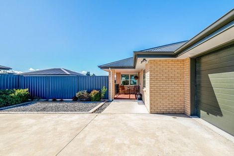 Photo of property in 17 Bell Street, Otane, 4202