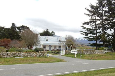 Photo of property in Western House, 5469 Kurow Duntroon Road, Otiake, Oamaru, 9494